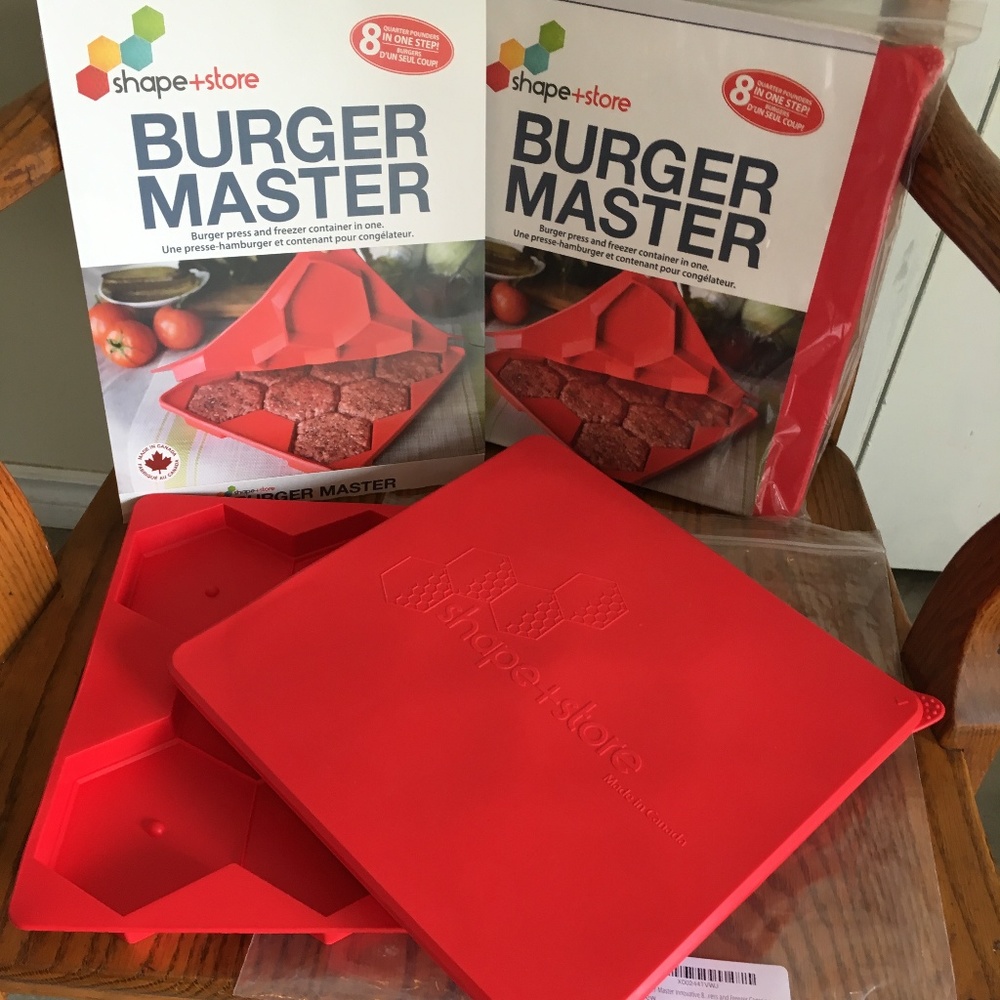 One Burger Master silicone shape & store tray